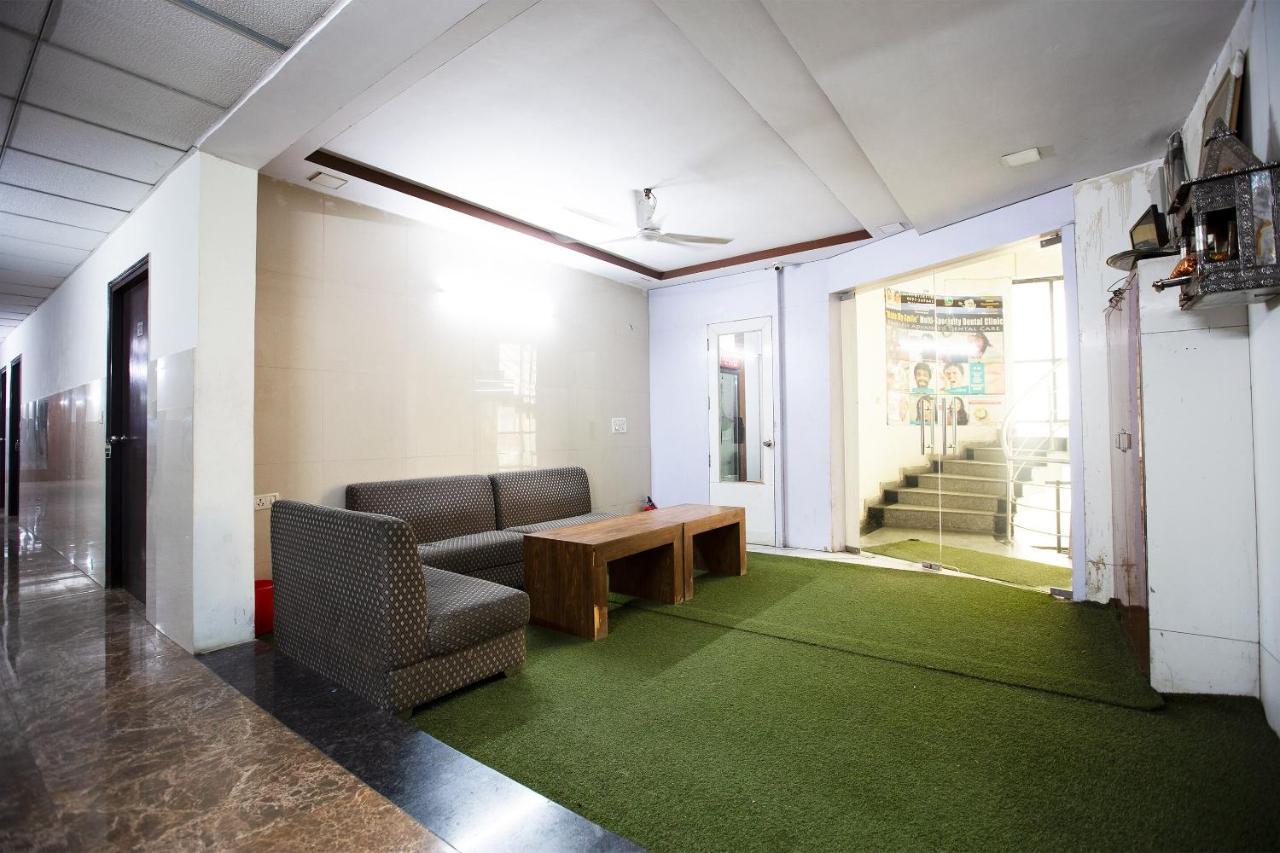 Oyo 44174 Hotel Mid Town Prime Harthala Εξωτερικό φωτογραφία