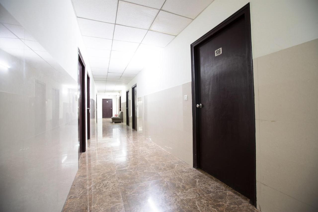 Oyo 44174 Hotel Mid Town Prime Harthala Εξωτερικό φωτογραφία