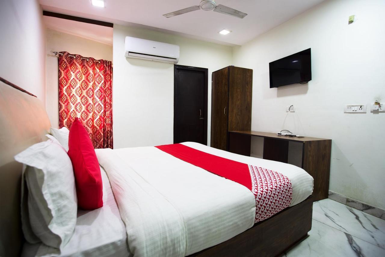 Oyo 44174 Hotel Mid Town Prime Harthala Εξωτερικό φωτογραφία